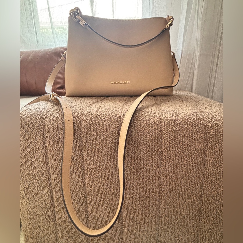 Michael Kors Beige Vegan Leather Crossbody & Shoulder Bag w/ Gold Chain MK Charm
